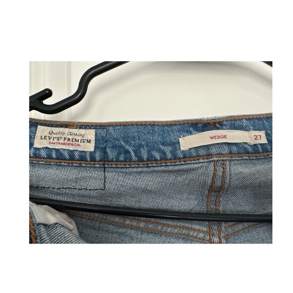 Levi's Wedgie Straight Fit Women's Jeans - Picture 6 of 6